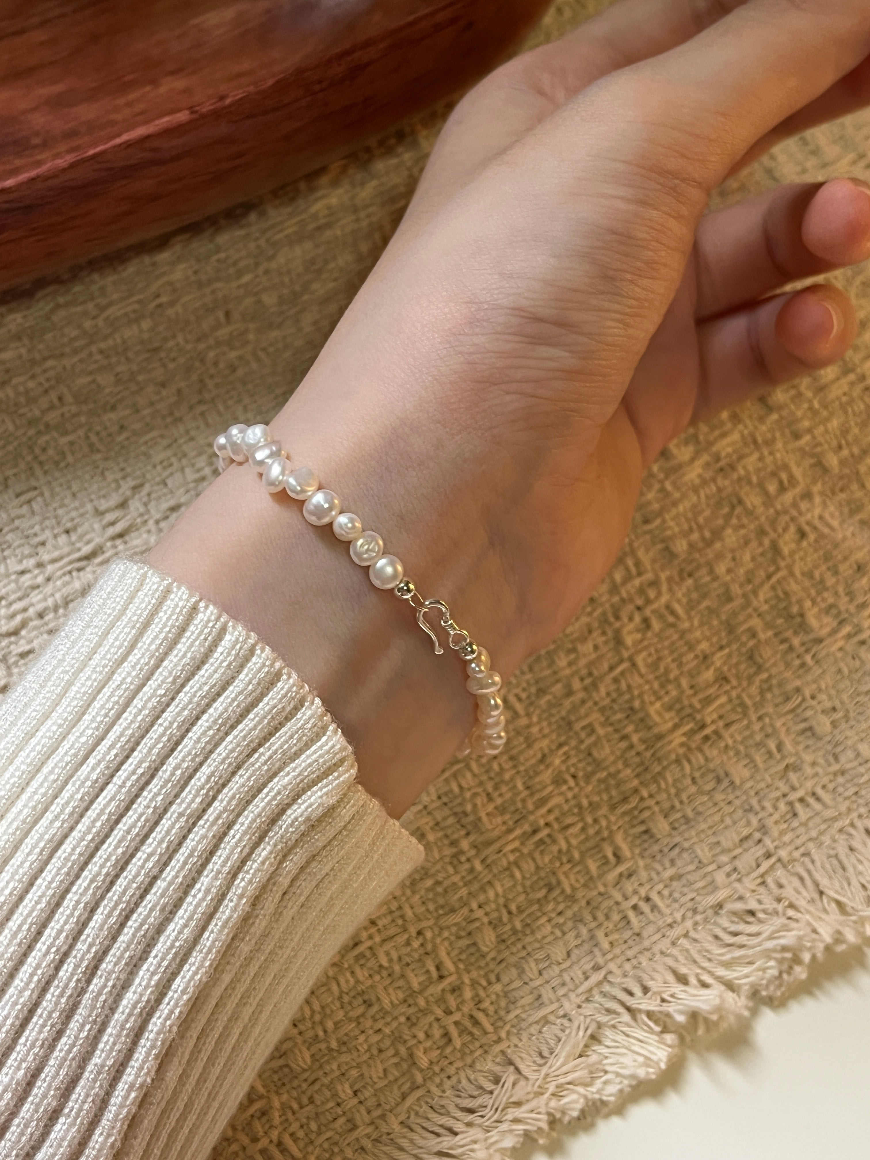 [巴洛克淡水珍珠手鍊!] Baroque Freshwater Pearl Bracelet