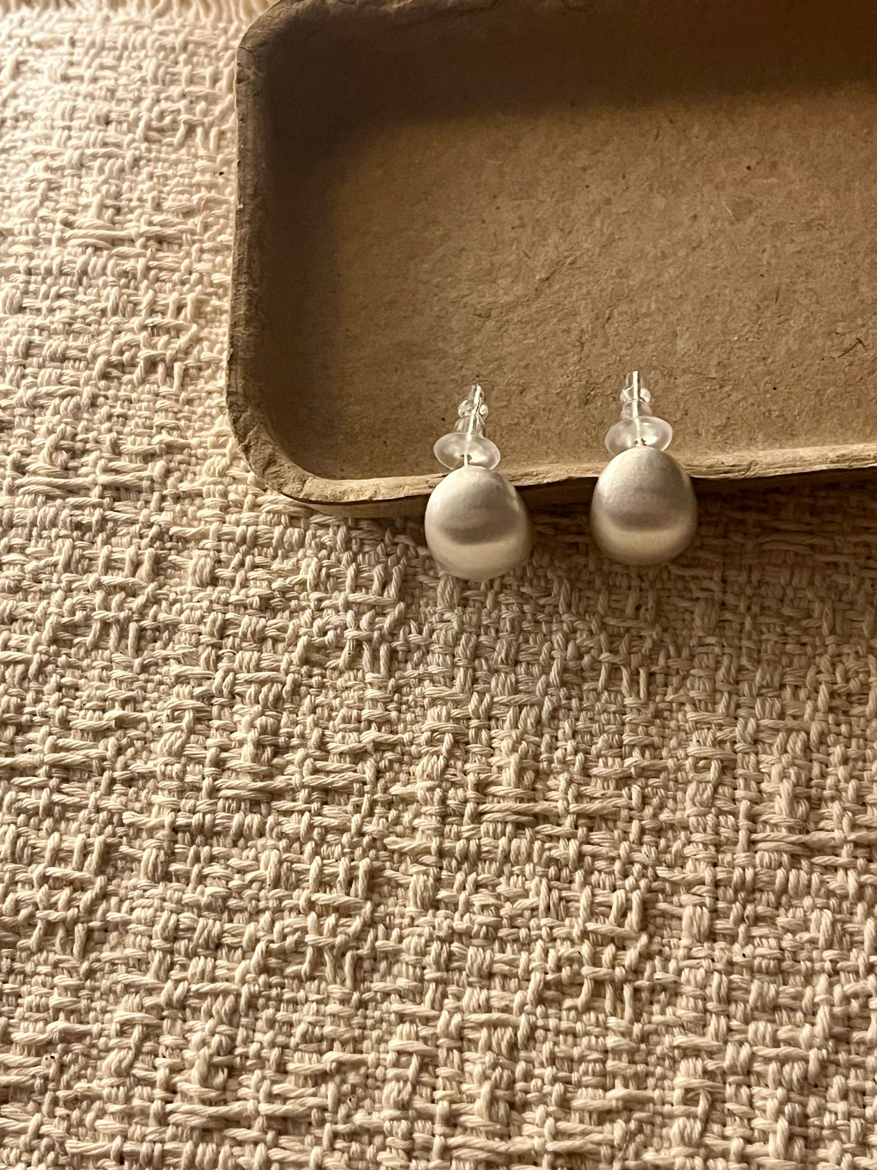 Chunky Satin Silver Earrings